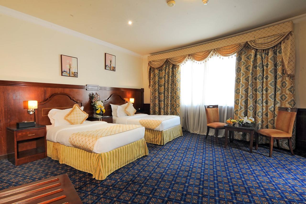 Ramee California Hotel Манама Экстерьер фото